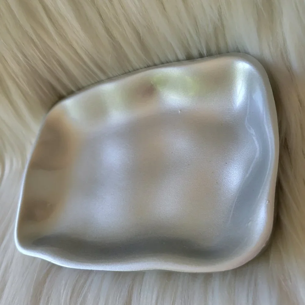 Kassatex Metallic Silver Soap Dish